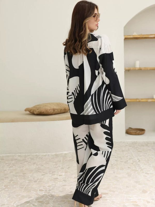 BLACK & WHITE DIGITAL PRINT 2PC STITCHED FOR GIRLS