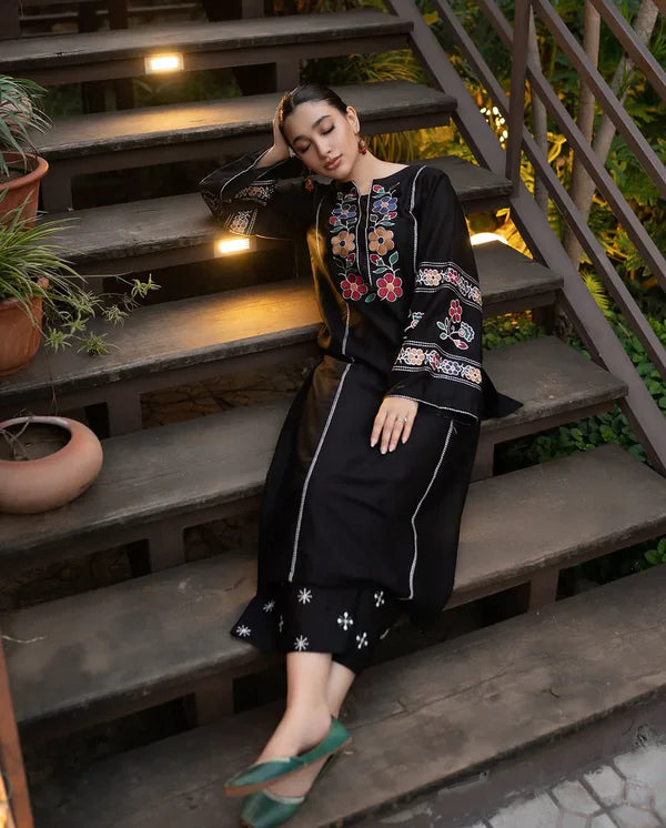 Kanwal Embroidery long Lenth